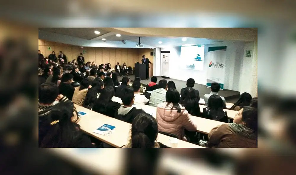 ACTIVIDAD. Darío Oviedo fue expositor en evento de minería que se realizó en la Universidad Católica San Pablo. ACTIVIDAD. Darío Oviedo fue expositor en evento de minería que se realizó en la Universidad Católica San Pablo.