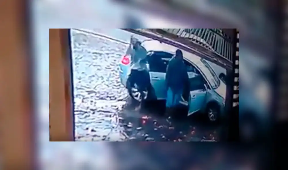 YouTube: impresionante reacción de dos perros al ver que iban a secuestrar a su dueño YouTube: impresionante reacción de dos perros al ver que iban a secuestrar a su dueño