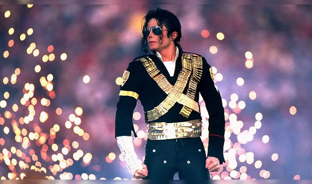 Michael Jackson hizo historia durante la edición 28 del Super Bowl con una impresionante presentación de 13 minutos