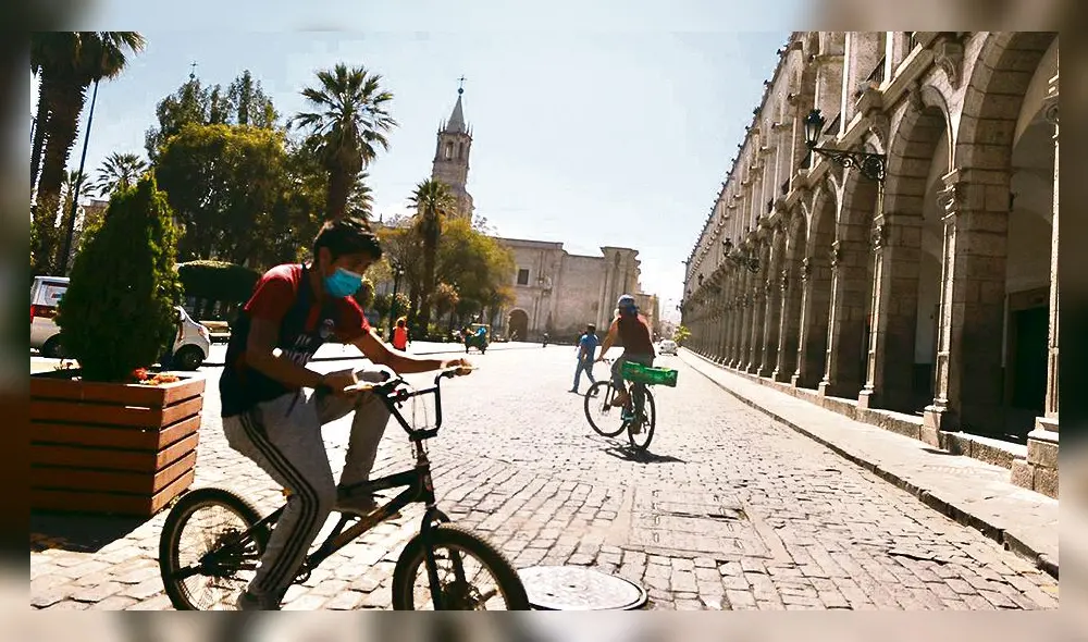 necesidad. Población usa bicicleta para evitar el contacto que existe en el transporte público. necesidad. Población usa bicicleta para evitar el contacto que existe en el transporte público.