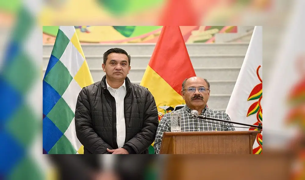 Funcionarios del Gobierno interino de Bolivia en rueda de prensa este domingo sobre el coronavirus. Foto: ABI Funcionarios del Gobierno interino de Bolivia en rueda de prensa este domingo sobre el coronavirus. Foto: ABI