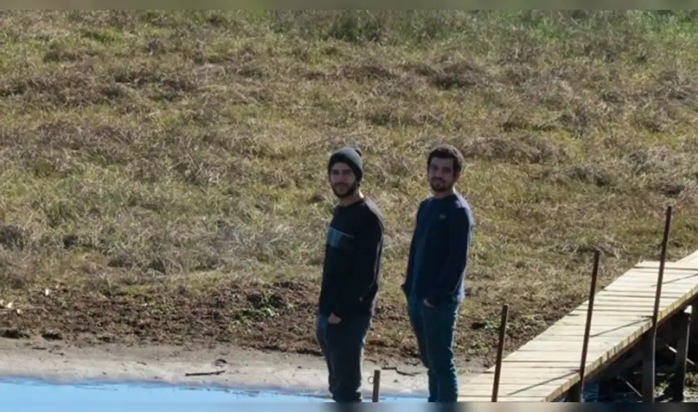 Hinchas chilenos partieron a pie a Rusia 2018, pero su selección quedó eliminada