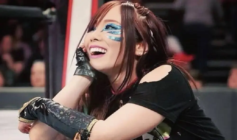 Kairi Sane sufrió el golpe durante la emisión del Monday Night Raw. Foto: WWE Kairi Sane sufrió el golpe durante la emisión del Monday Night Raw. Foto: WWE