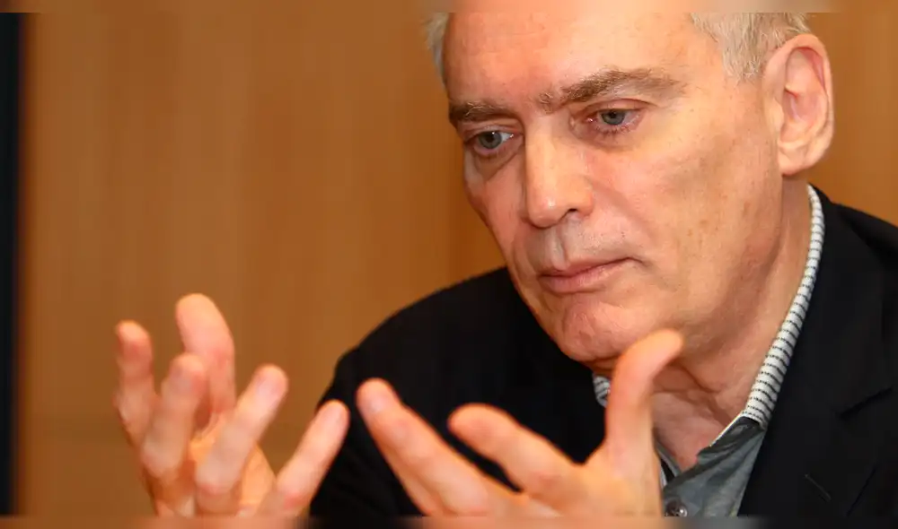 Fiscales viajan a París para interrogar al publicista Luis Favre