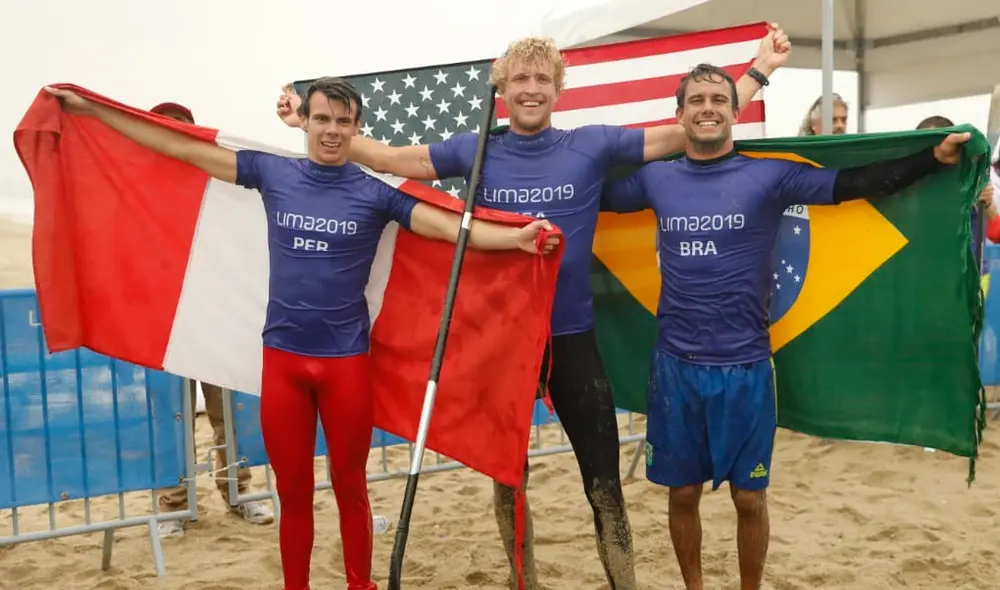 ¡Grande Itzel Delgado! surfista peruano ganó la medalla de bronce en carrera SUP de Paddle ¡Grande Itzel Delgado! surfista peruano ganó la medalla de bronce en carrera SUP de Paddle