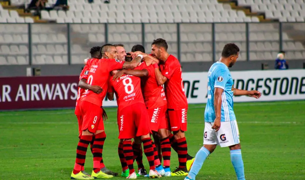 Sporting Cristal ganó 2-1 pero no le sirvió para acceder a la siguiente fase. Foto: Twitter Sporting Cristal ganó 2-1 pero no le sirvió para acceder a la siguiente fase. Foto: Twitter