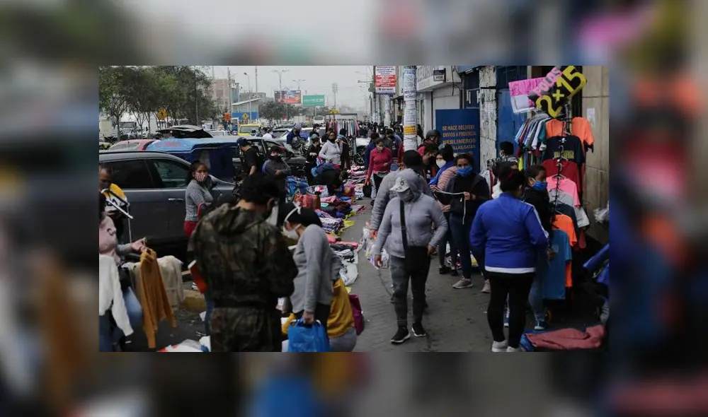 Ambulantes también retornan en La Victoria. Créditos: John Reyes / La República