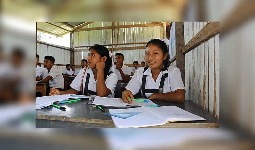 Minedu aprueba modelo de educación secundaria presencial y a distancia 