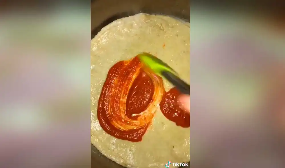 Desliza las imágenes para conocer los pasos que deberás seguir para preparar esta exquisita pizza casera. Foto: Captura de Tiktok/ pamelachi Desliza las imágenes para conocer los pasos que deberás seguir para preparar esta exquisita pizza casera. Foto: Captura de Tiktok/ pamelachi