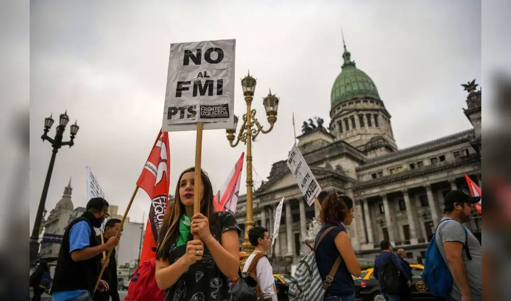 Economía Argentina se desplomó 4,2 % en segundo trimestre