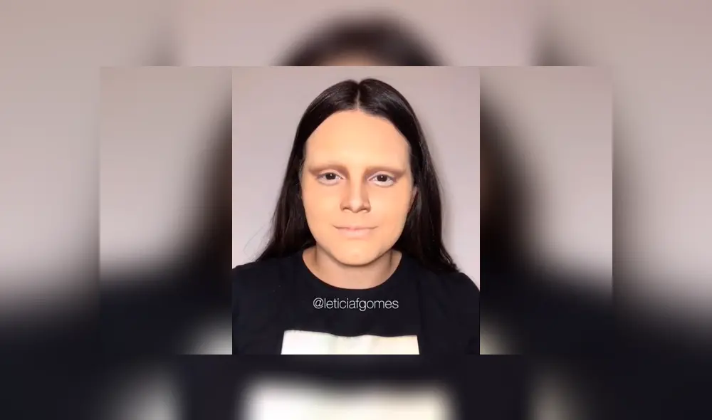 Desliza hacia la izquierda para ver el radical cambio de look que sufrió una mujer al aplicarse maquillaje en el rostro. El video es viral en YouTube. Desliza hacia la izquierda para ver el radical cambio de look que sufrió una mujer al aplicarse maquillaje en el rostro. El video es viral en YouTube.