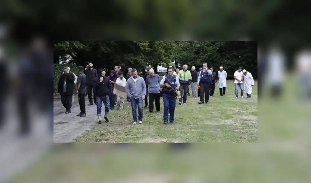 "Es el peor atentado de la historia": Al menos 49 muertos tras tiroteo en dos mezquitas de Nueva Zelanda