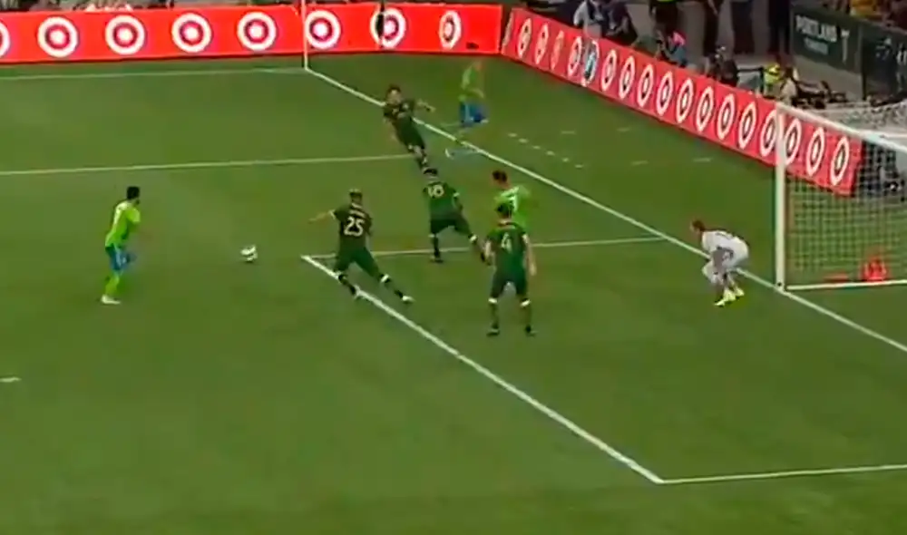 Raúl Ruidíaz se hizo presente en el marcador en el partido entre Seattle Sounders vs. Portland Timbers por la MLS. Raúl Ruidíaz se hizo presente en el marcador en el partido entre Seattle Sounders vs. Portland Timbers por la MLS.