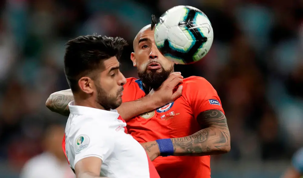 Perú chocará con Chile en Nacional de Santiago por la tercera jornada de las Eliminatorias. Foto: EFE Perú chocará con Chile en Nacional de Santiago por la tercera jornada de las Eliminatorias. Foto: EFE
