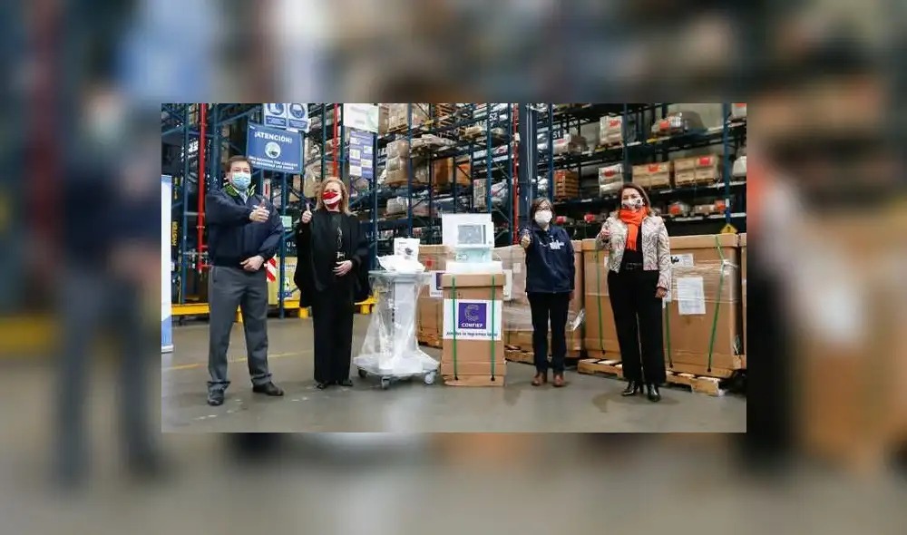 Fiorella Molinelli dijo que cada persona que ingresa a la Villa, recibe su kit de medicinas compuesto por ivermectina, azitromicina y paracetamol./ Creditos: Cortesía EsSalud