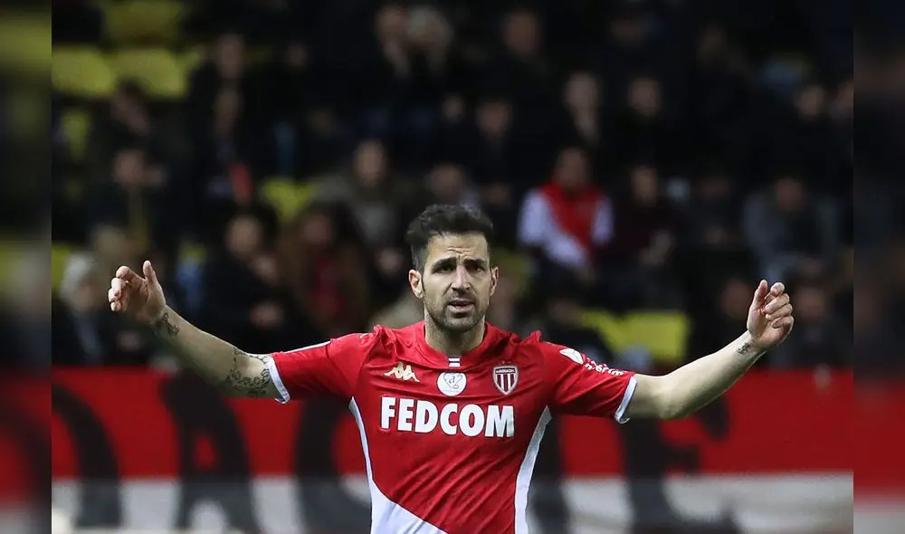 LaLiga de España: Cesc Fábregas celebra el regreso del fútbol y su esposa le juega una broma. Foto: AFP LaLiga de España: Cesc Fábregas celebra el regreso del fútbol y su esposa le juega una broma. Foto: AFP