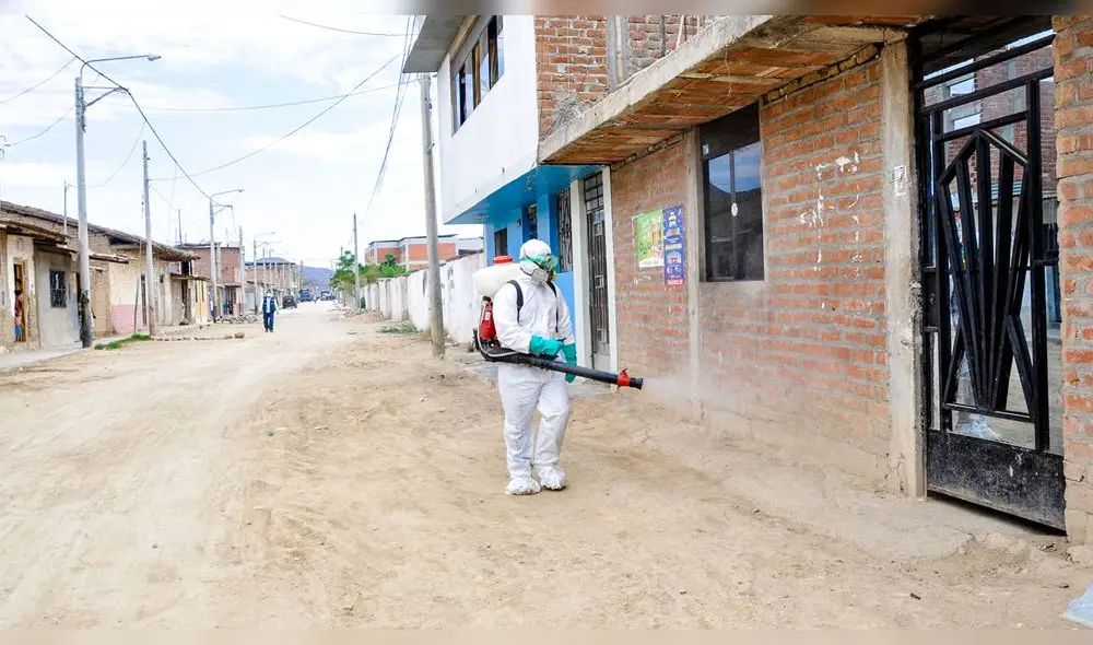Fumigación de calles en Olmos y Motupe Fumigación de calles en Olmos y Motupe