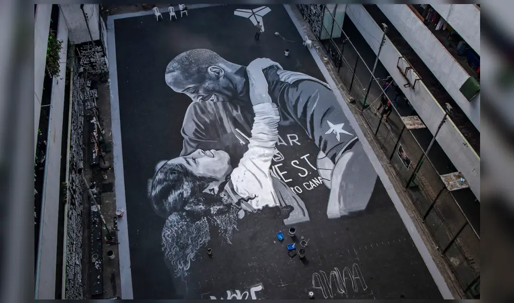 Los fanáticos de todo el mundo rinden homenaje a Kobe Bryant y a su hija Gianna. (Foto: TV Azteca)