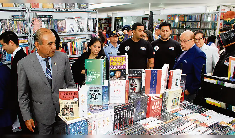 En stands. Hay una diversa producción literaria. En stands. Hay una diversa producción literaria.