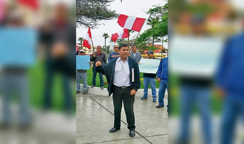 Trabajadores portuarios de Chimbote exigen el pago de sueldos atrasados