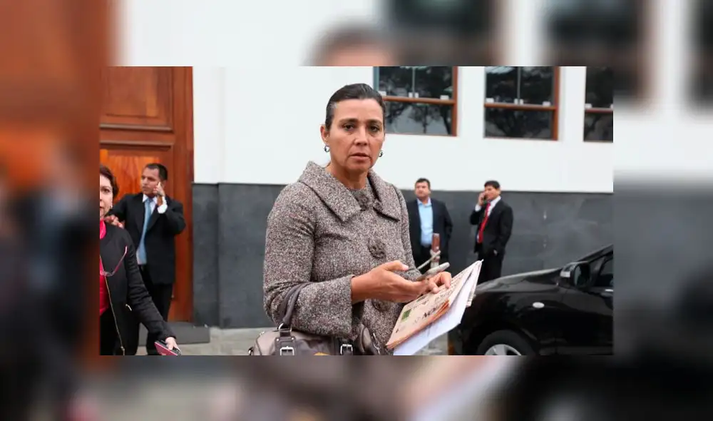 Karla Schaefer: Proyectos que presentó Pablo de la Flor no fueron viables