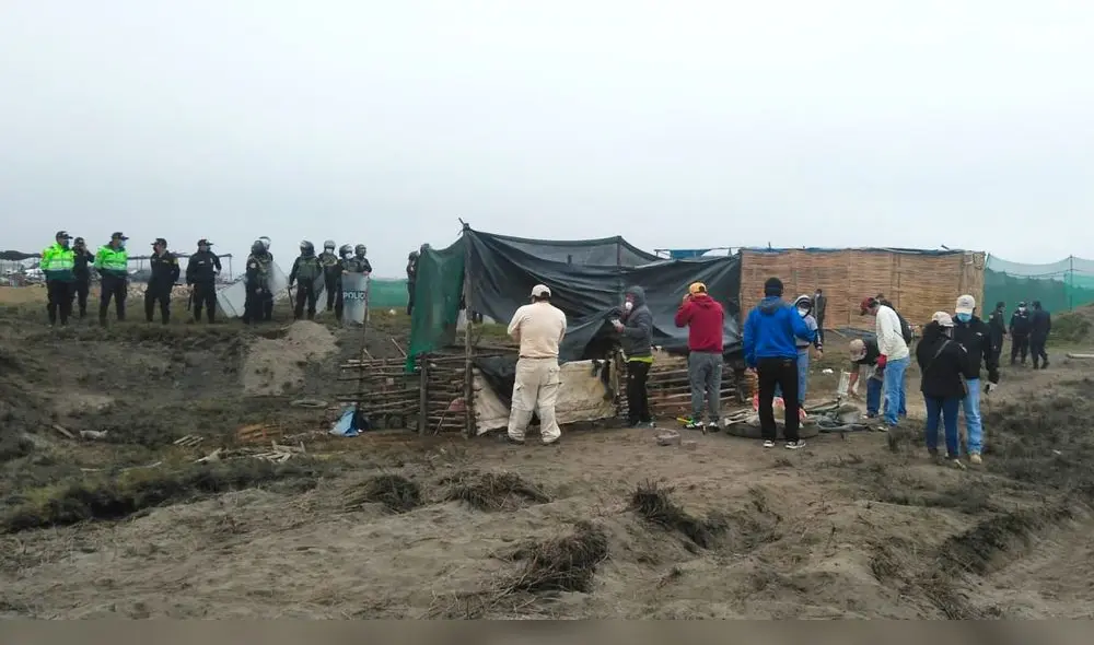 Chan Chan recuperan zona intangible Chan Chan recuperan zona intangible