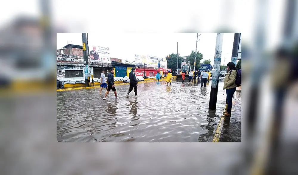 aniego. Agua en avenida Salaverry del distrito de Socabaya alcanzó los 10 centímetros. En enero último similar situación pasó. aniego. Agua en avenida Salaverry del distrito de Socabaya alcanzó los 10 centímetros. En enero último similar situación pasó.