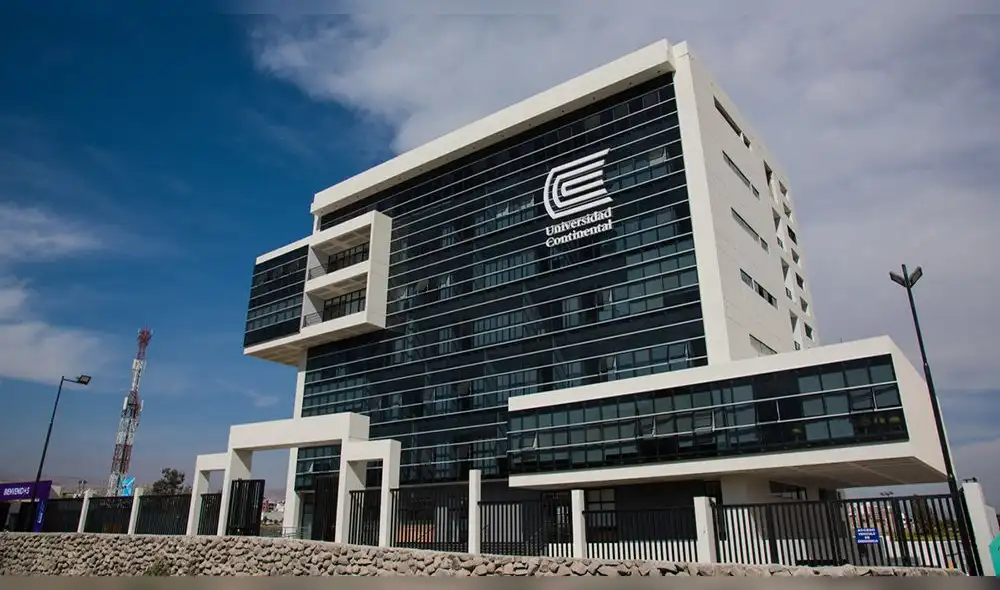 Universidad Continental logra licenciamiento institucional Universidad Continental logra licenciamiento institucional