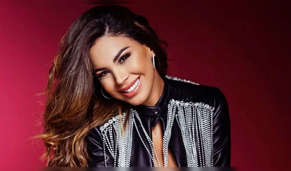 STEPHANIE VALENZUELA