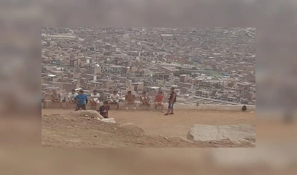 Los jóvenes se reúnen desde las 4 de la tarde y suelen alargarse hasta pasada las 8pm. Foto: Difusión. Los jóvenes se reúnen desde las 4 de la tarde y suelen alargarse hasta pasada las 8pm. Foto: Difusión.