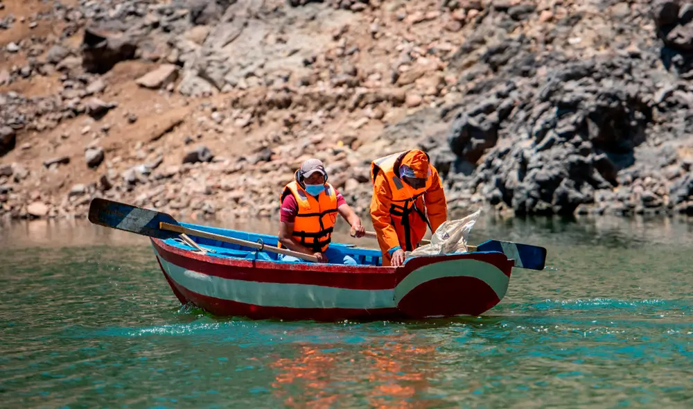 Pobladores buscan una nueva alternativa de ingreso económico para subsistir. Foto: Autocolca.
