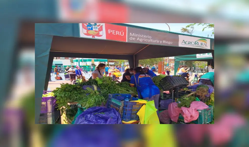 El mercado itinerante fue impulsado por el Ministerio de Agricultura y Riego para abastecer a la población y apoyar a los pequeños negocios del país. Foto: Difusión. El mercado itinerante fue impulsado por el Ministerio de Agricultura y Riego para abastecer a la población y apoyar a los pequeños negocios del país. Foto: Difusión.