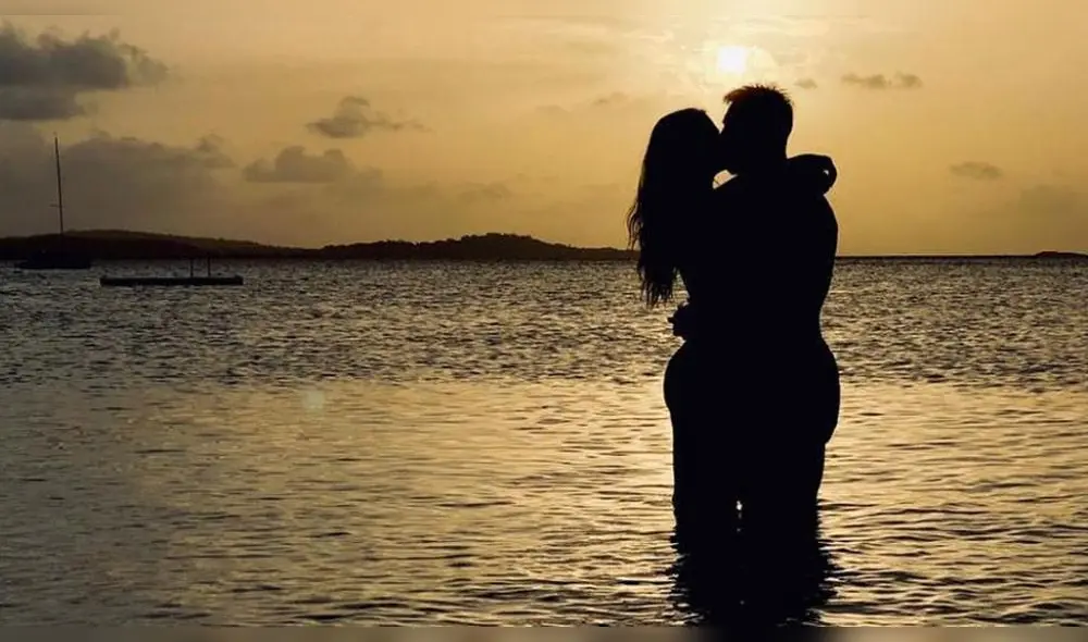 Antonella Roccuzzo y las postales que resumen su amor desinteresado por Lionel Messi Antonella Roccuzzo y las postales que resumen su amor desinteresado por Lionel Messi