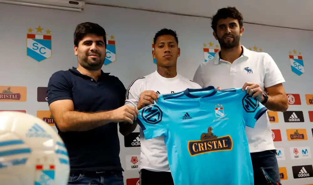 Ray Sandoval fue presentado como flamante refuerzo de Sporting Cristal. Foto: Rodolfo Contreras Ray Sandoval fue presentado como flamante refuerzo de Sporting Cristal. Foto: Rodolfo Contreras