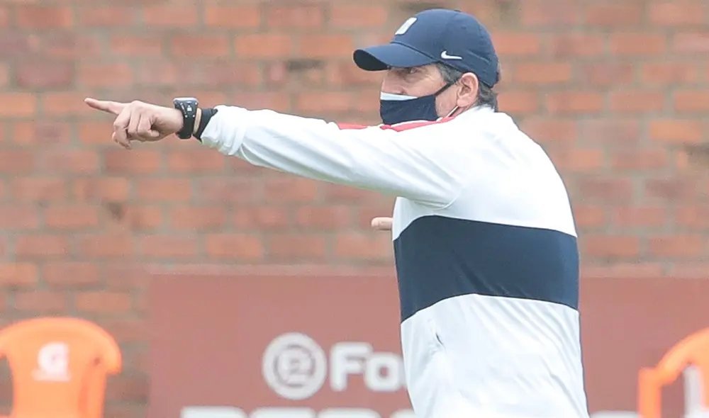 Mario Salas en los entrenamientos de Alianza Lima. | Foto: Prensa de Alianza Lima
