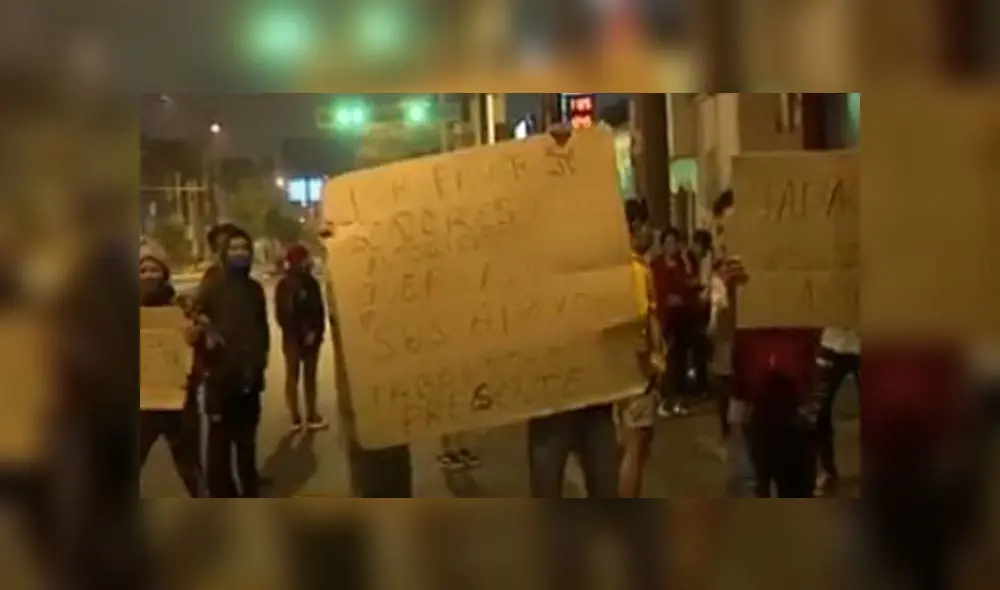 Migrantes esperan respuesta del Ejecutivo. Créditos: Captura América. Migrantes esperan respuesta del Ejecutivo. Créditos: Captura América.