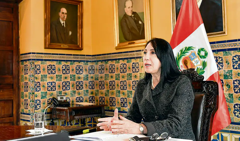 elizabeth astete canciller difusion