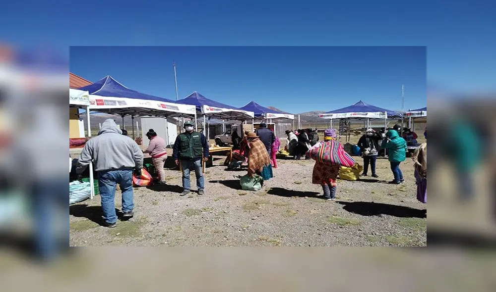 Agro Rural organizó una feria De la Chacra a la Olla en el centro poblado de Kallapuma en Tacna.