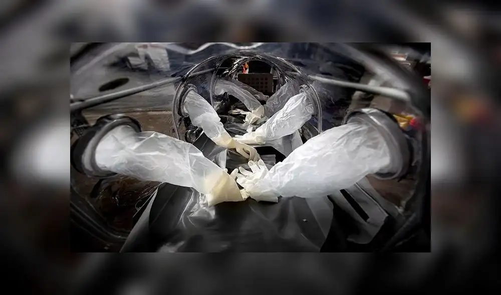 Una de las camillas para el transporte de pacientes en Italia, en medio de la pandemia del coronavirus. Foto: EFE (referencial) Una de las camillas para el transporte de pacientes en Italia, en medio de la pandemia del coronavirus. Foto: EFE (referencial)