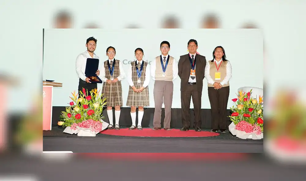 Alumnos ganan concurso escolar de desarrollo económico financiero