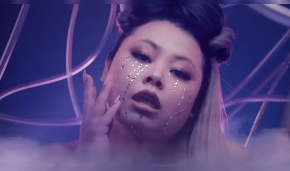 Naomi Watanabe en parodia de "Rain on me", canción de Lady Gaga y Ariana Grande Naomi Watanabe en parodia de "Rain on me", canción de Lady Gaga y Ariana Grande