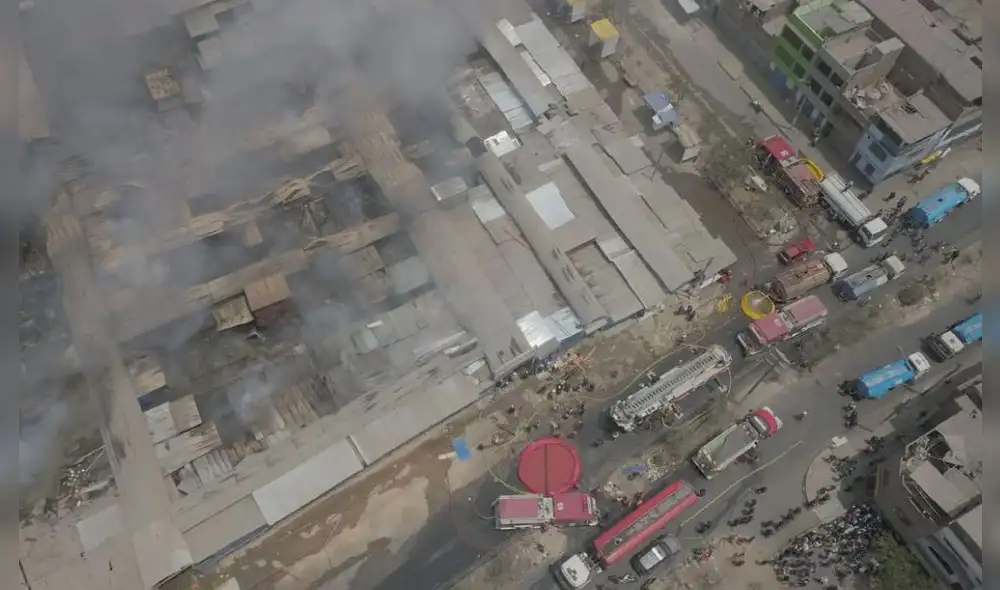 incendio San Juan de Lurigancho incendio San Juan de Lurigancho