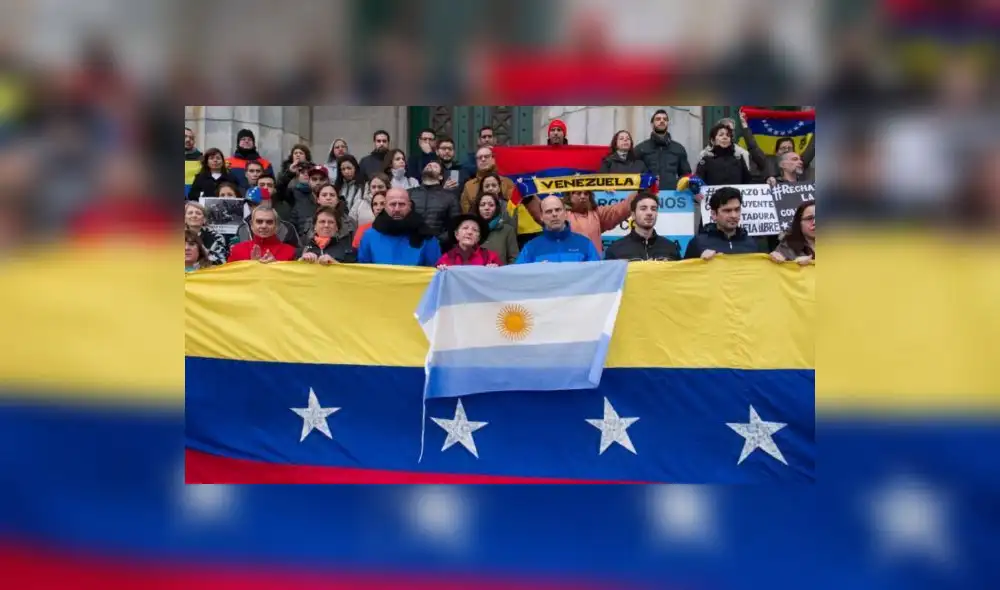 ¿Cómo afecta a los migrantes venezolanos la crisis económica de Argentina?