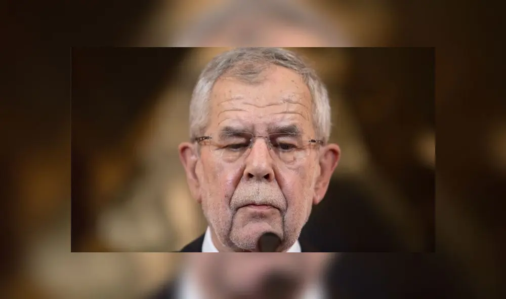 Alexander Van der Bellen, presidente de Austria fue encontrado faltando el toque de queda junto a su esposa. Foto: AFP Alexander Van der Bellen, presidente de Austria fue encontrado faltando el toque de queda junto a su esposa. Foto: AFP