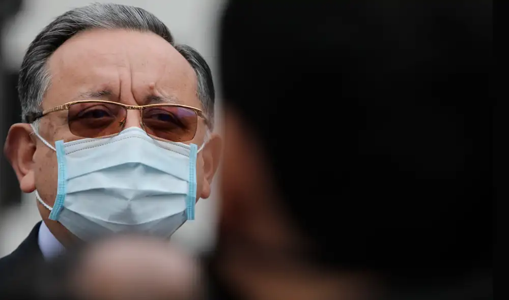 Edgar Alarcón respondió tras insistencia de la prensa sobre la revelación de este diario. Foto: Jorge Cerdán/La República. Edgar Alarcón respondió tras insistencia de la prensa sobre la revelación de este diario. Foto: Jorge Cerdán/La República.