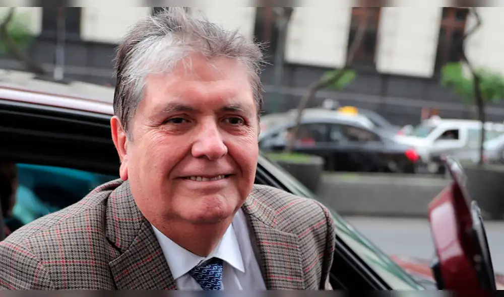 Alan García reaparece sonriente tras rechazo de asilo [VIDEO] 