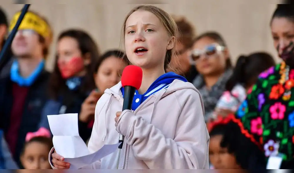 La activista climática Greta Thunberg se une a una manifestación de "Viernes para el Futuro"