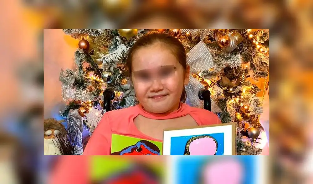 Niña con discapacidad entrega más de 1,000 tarjetas de Navidad para “sacar varias sonrisas” [FOTOS]