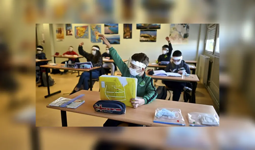En Francia, este martes, 1 de septiembre, 12,4 millones de alumnos de todos los niveles volvían. Foto: AFP En Francia, este martes, 1 de septiembre, 12,4 millones de alumnos de todos los niveles volvían. Foto: AFP