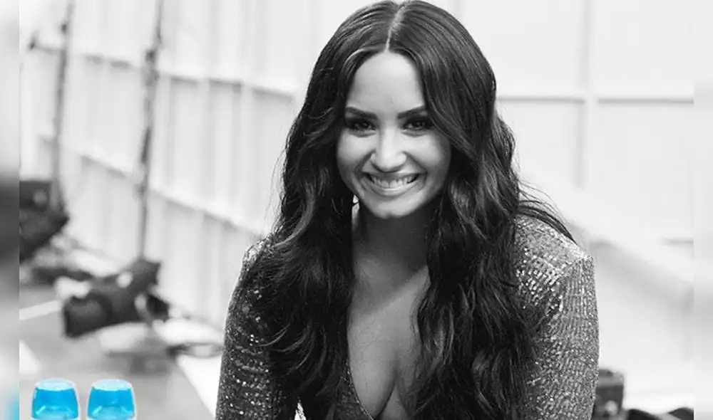 Demi Lovato realiza gesto obsceno a la prensa tras salir de terapia [FOTOS]